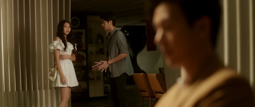 Và August sẽ làm gì để bày tỏ nỗi lòng của mình với nàng rich-kid? Và August sẽ làm gì để bày tỏ nỗi lòng của mình với nàng rich-kid?