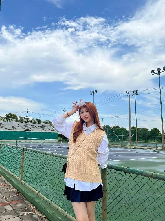 Ngọc Lan Vy cũng sở hữu rất nhiều tài lẻ, đặc biệt là khả năng ngôn ngữ nổi trội. Ngọc Lan Vy cũng sở hữu rất nhiều tài lẻ, đặc biệt là khả năng ngôn ngữ nổi trội.