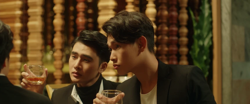 Theo Ngọc Lan Vy, cả 4 người đối đãi với cô như một đứa em trai và thương yêu theo một cách rất riêng. Theo Ngọc Lan Vy, cả 4 người đối đãi với cô như một đứa em trai và thương yêu theo một cách rất riêng.