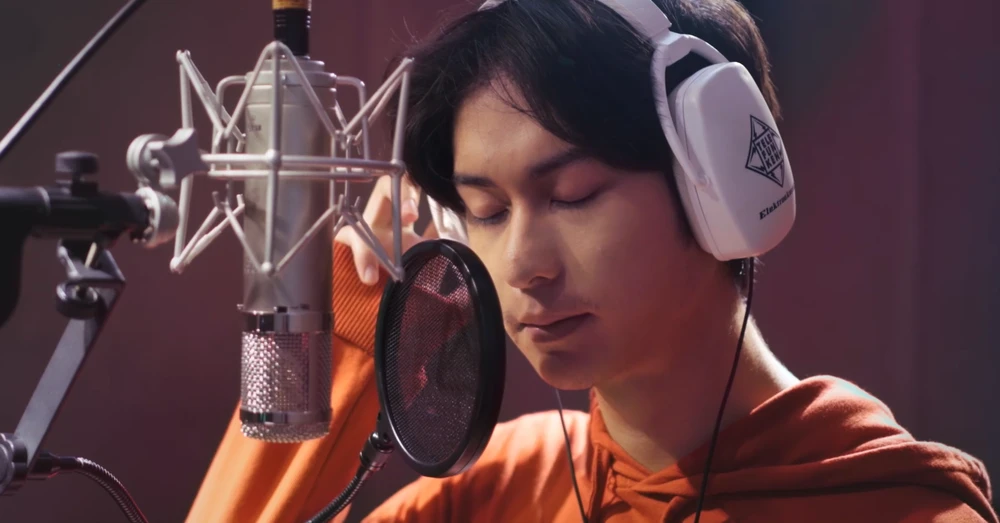 Hình ảnh nam thần August Vachiravit.