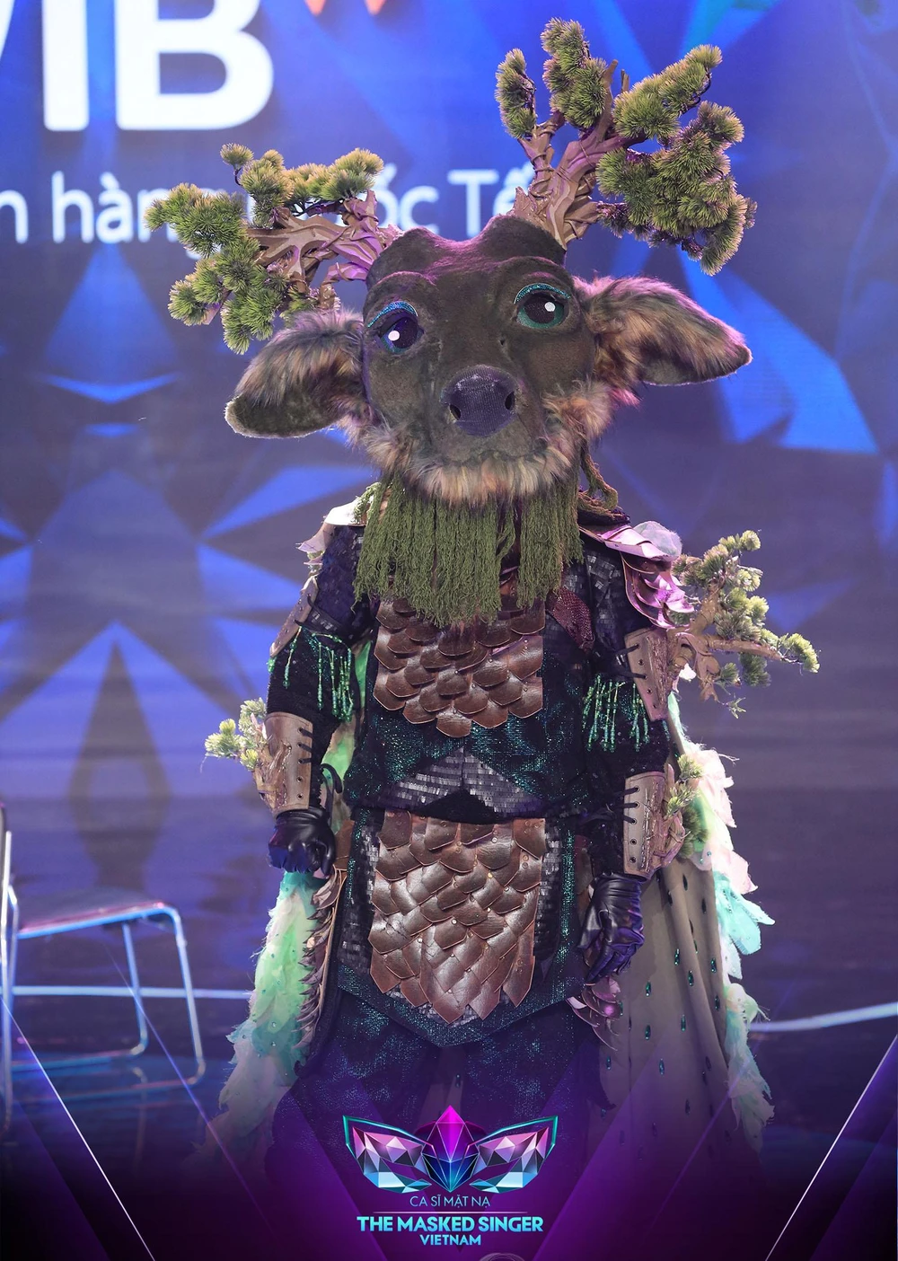 Mascot Hươu Thần.