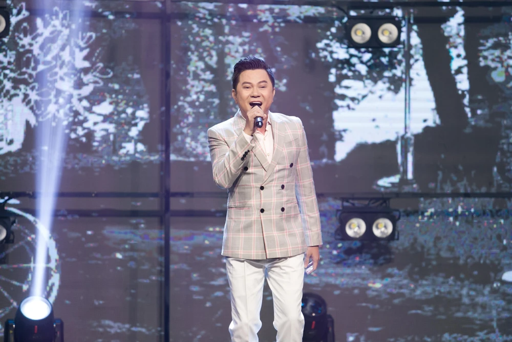 'Tóc em đuôi gà' với phần thể hiện của Quốc Đại. 'Tóc em đuôi gà' với phần thể hiện của Quốc Đại.