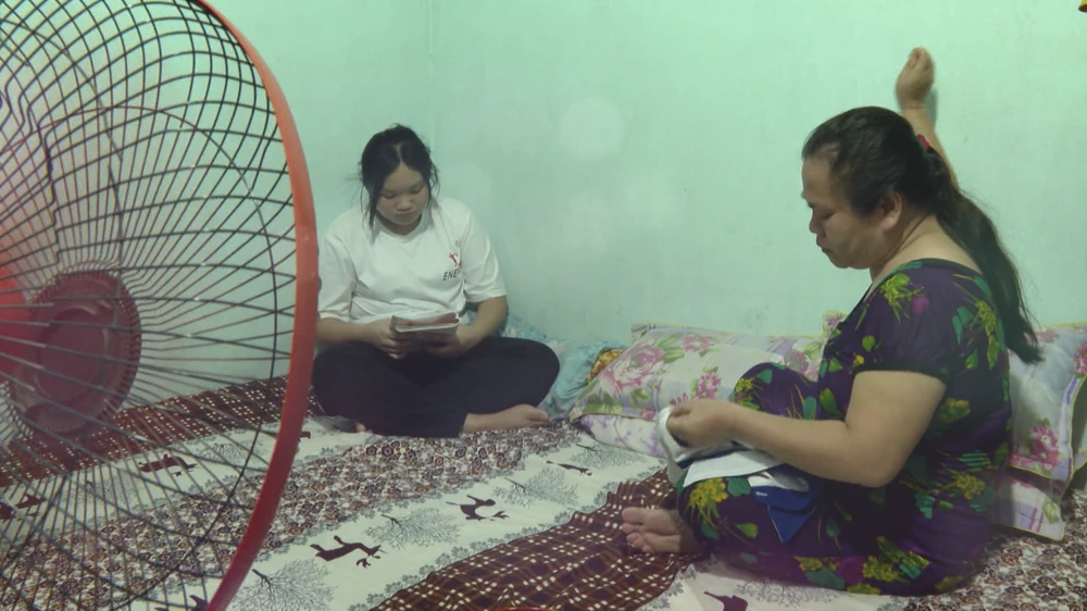 Gia đình chị Đặng Thị Ngôn. Ảnh: CTCC