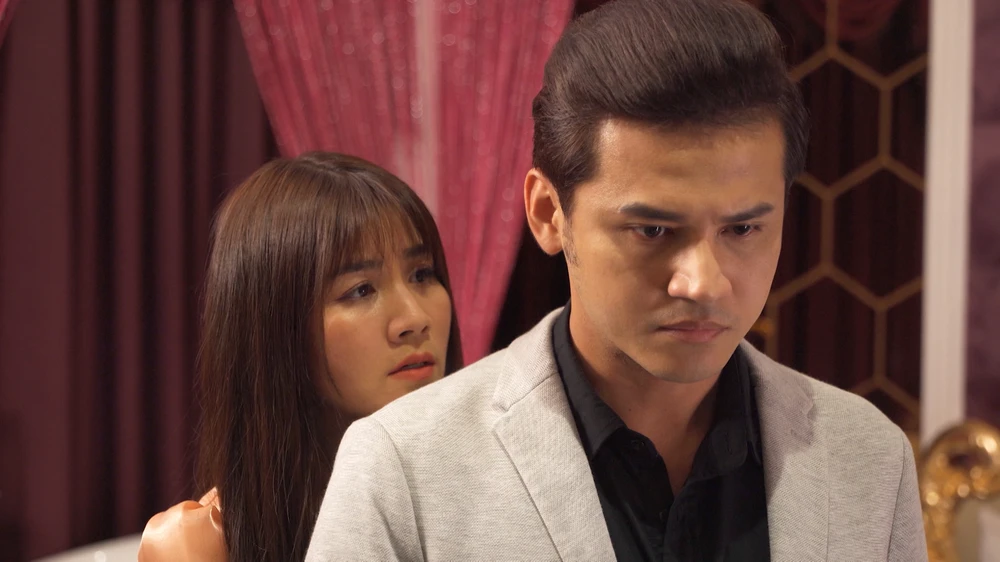 Thanh Vân nói chuyện với Thiên.