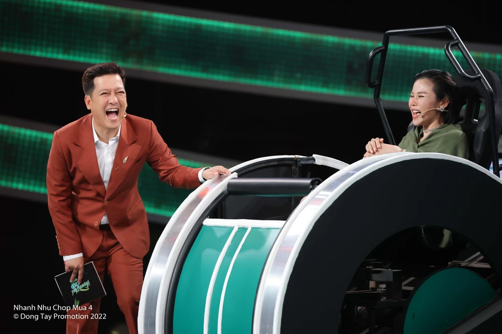 Trương Thảo Nhi lần đầu tiên đến với chương trình. Trương Thảo Nhi lần đầu tiên đến với chương trình.