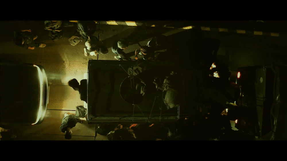 Bối cảnh trong teaser.