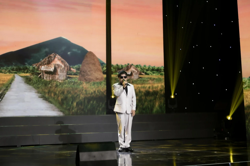 Thí sinh Hoàng Phước. Thí sinh Hoàng Phước.