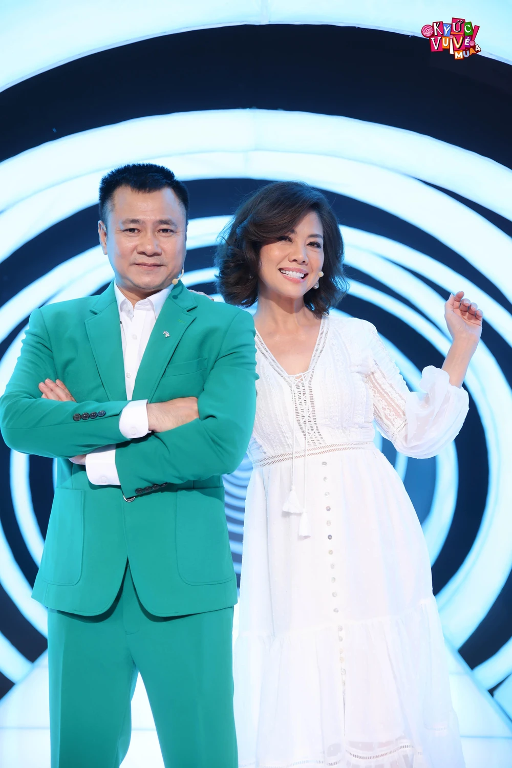 Đội của NSND Tự Long.