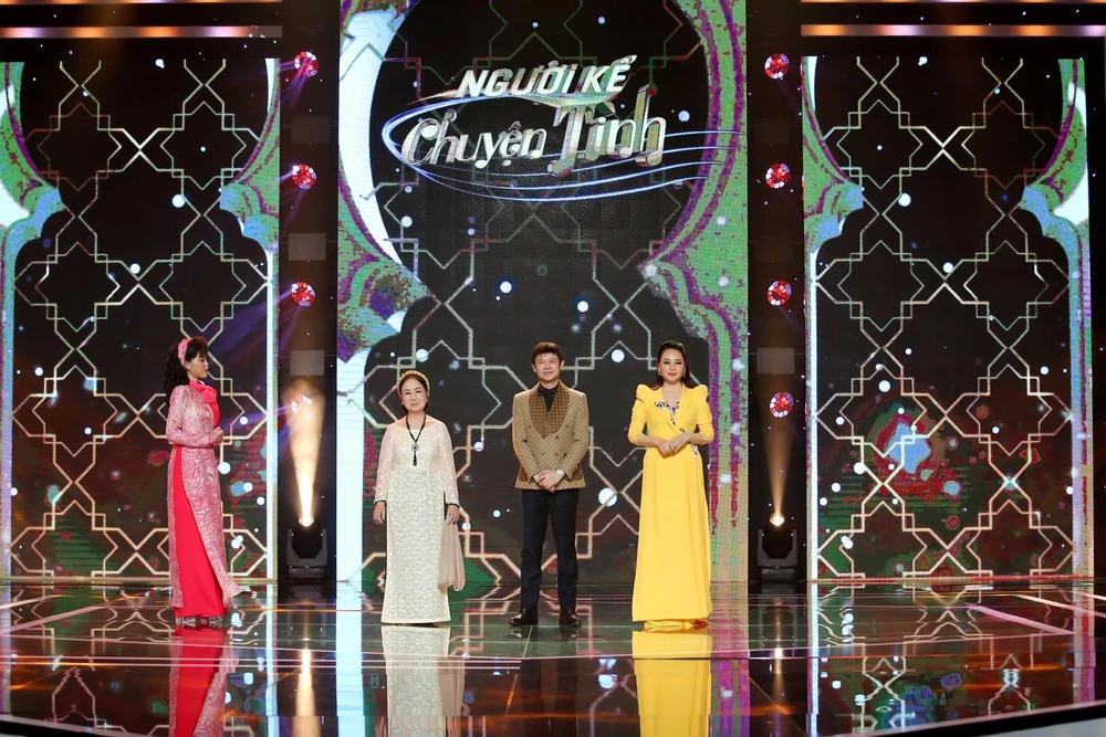 Ban giám khảo chương trình. Ảnh: CTCC