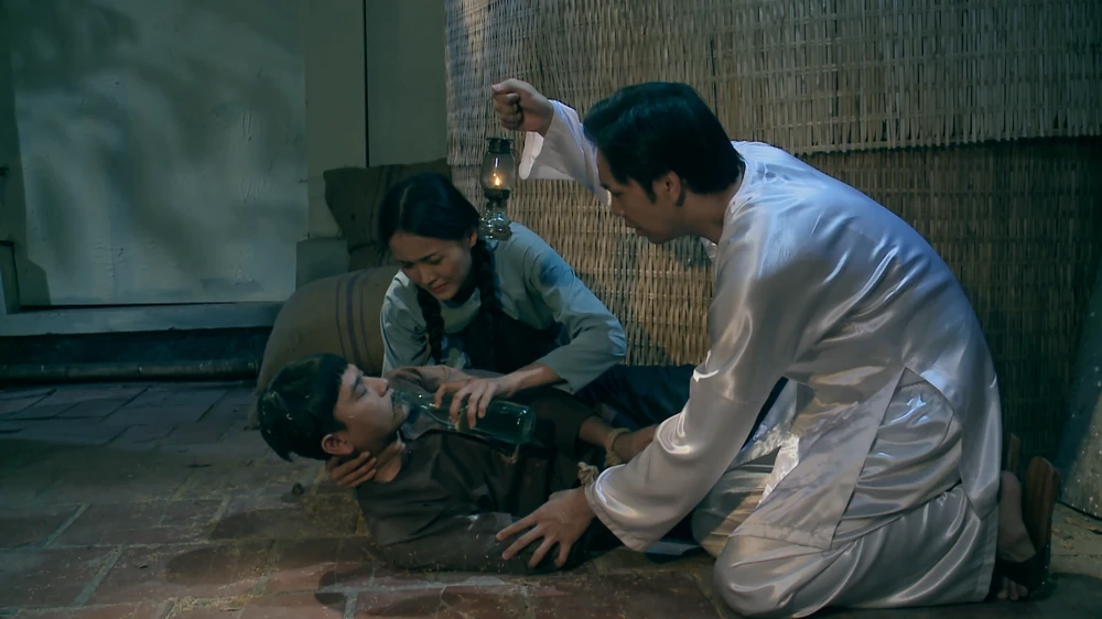 Huệ cầu cứu cậu Hai Lương cứu Thành. Ảnh: SV