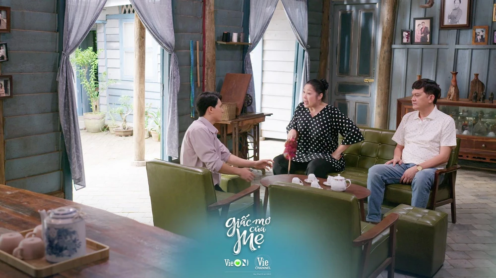 Người mẹ với đứa con của mình.