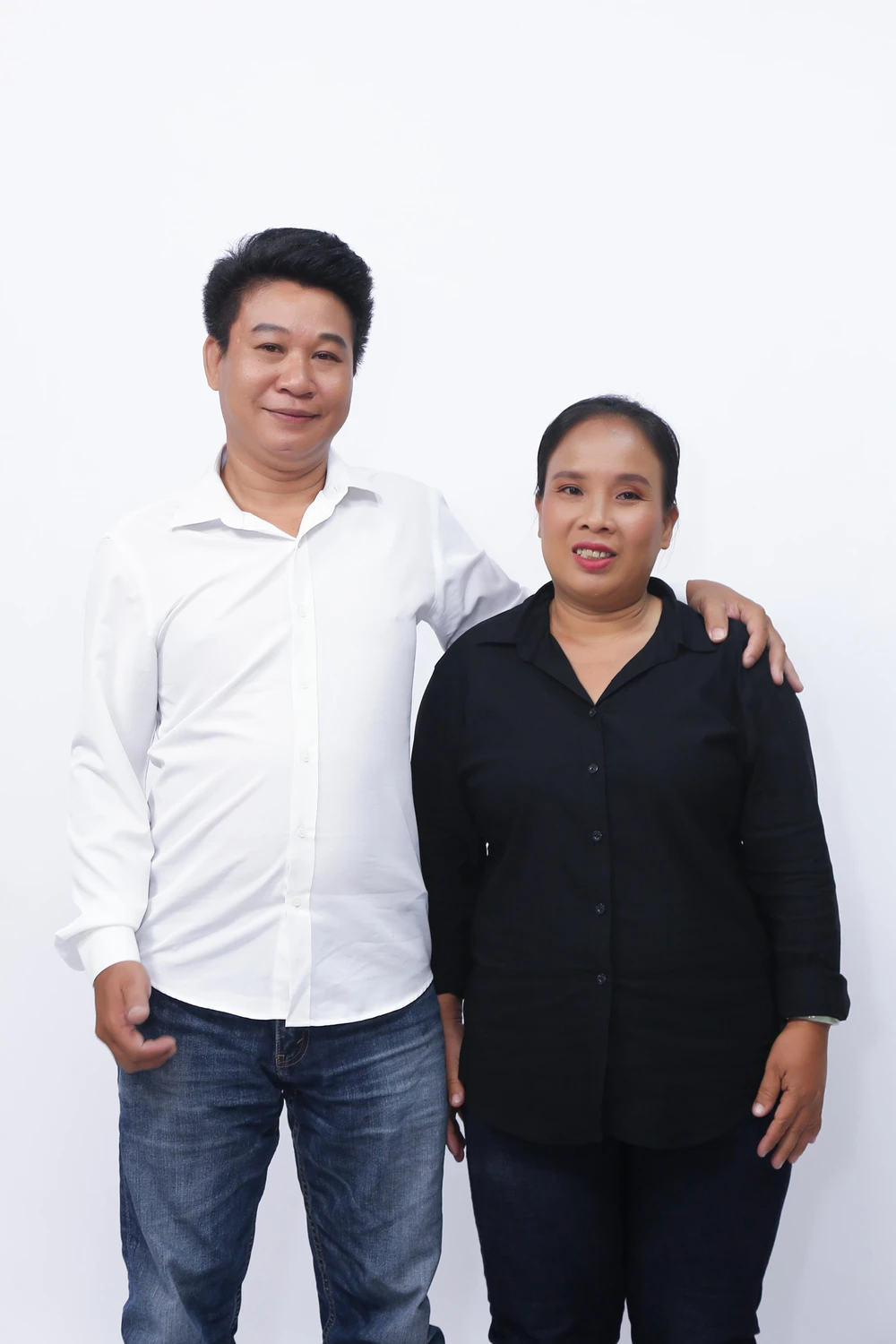 Vợ chồng anh Thanh Huyền (45 tuổi) và chị Kim Dung (42 tuổi). Ảnh: CTCC