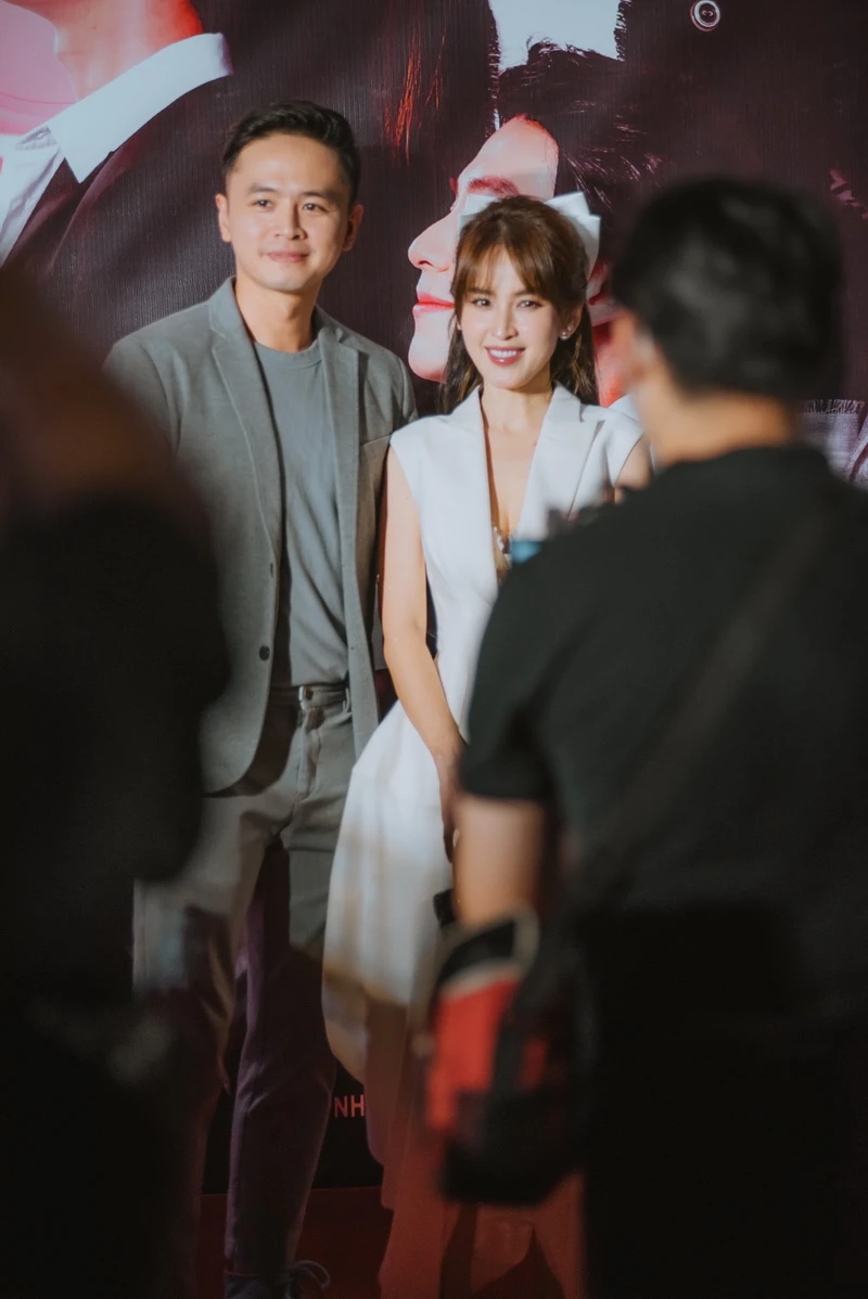 Vợ chồng Văn Anh – Tú Vi. Vợ chồng Văn Anh – Tú Vi.