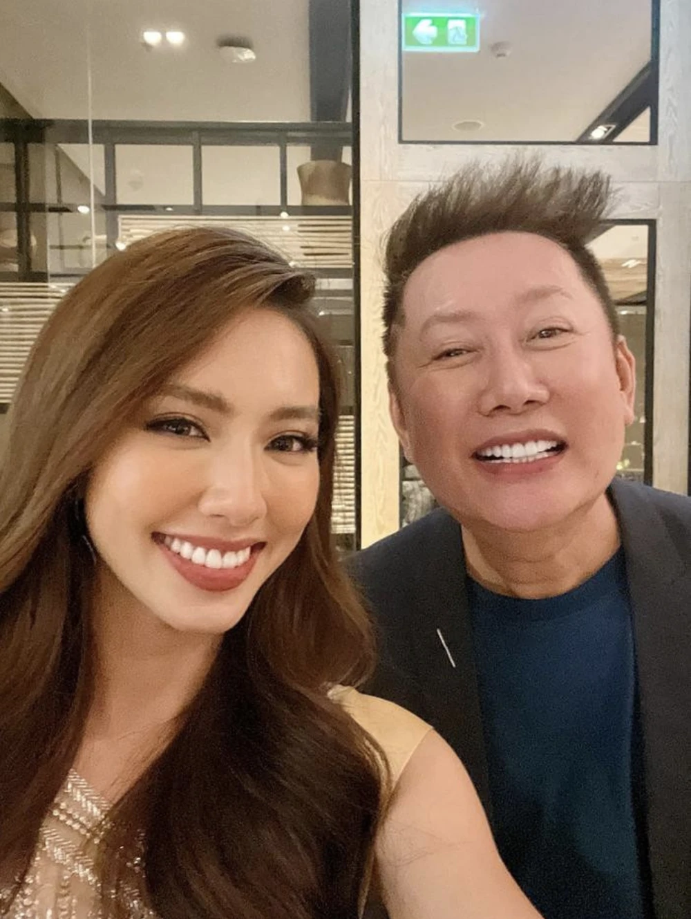 Hoa hậu Nguyễn Thúc Thùy Tiên và ông Nawat Itsaragrisil. Ảnh: FB Nhân vật