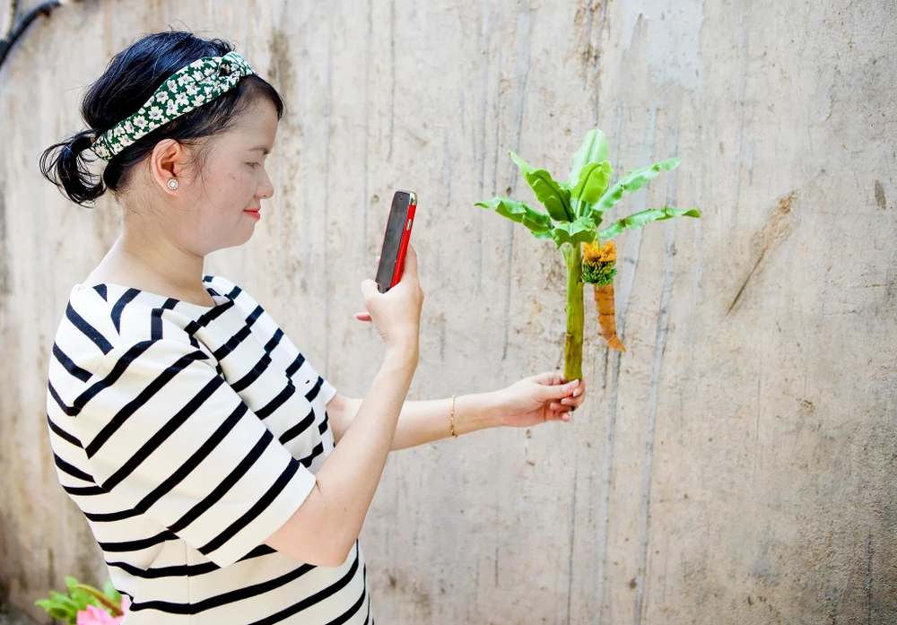 Những sản phẩm của chị Trang hiện được nhiều người đón nhận thông qua mạng xã hội, bạn bè, người thân và những hội nhóm yêu thích làm đồ handmade.