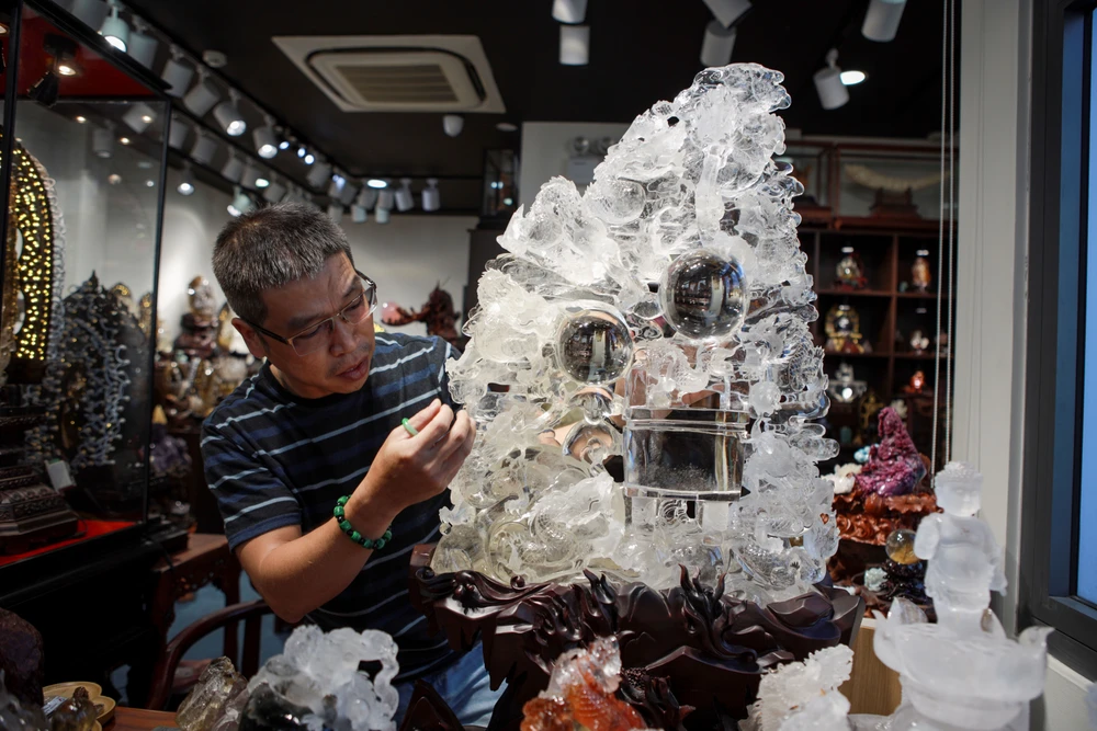 Bộ sưu tập rồng đá quý của 8x Sài Gòn