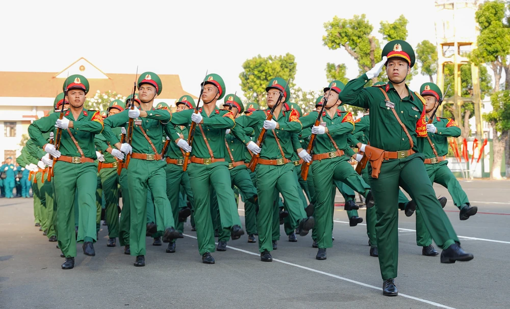 Hàng nghìn chiến sĩ tham gia Lễ ra quân diễn tập 2024