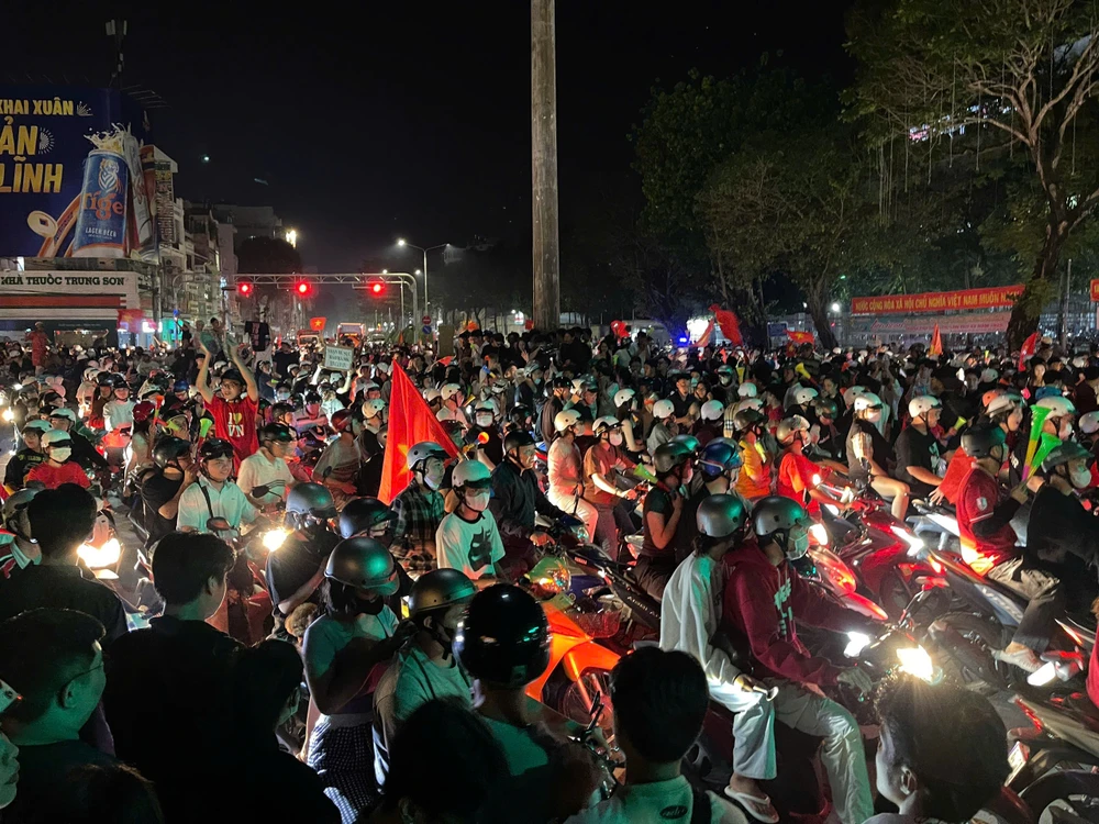 Tuyen-viet-nam-Can tho (1).jpg