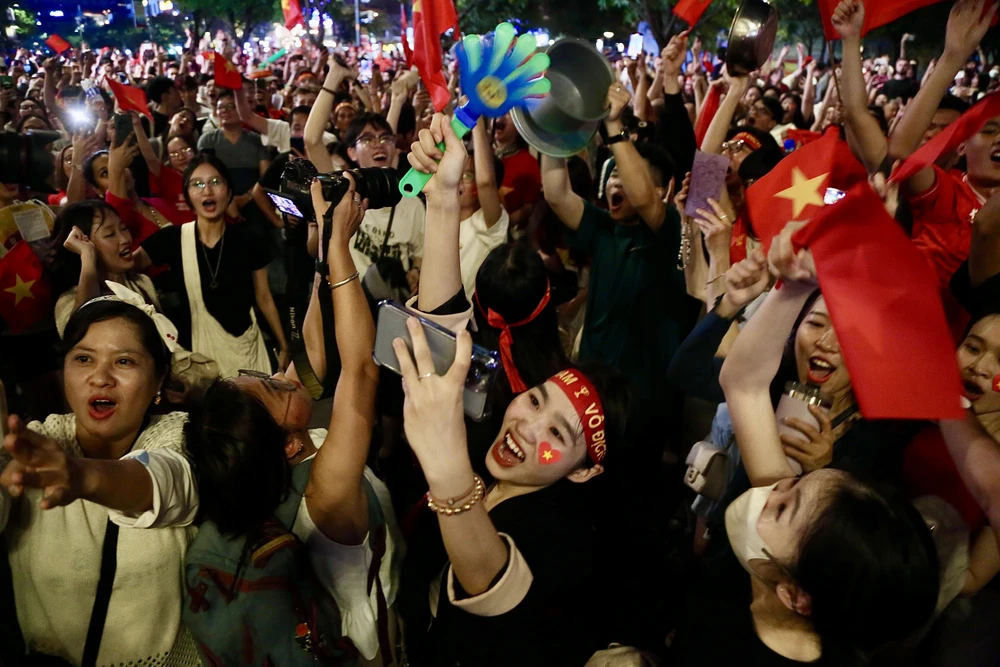 tuyen-viet-Nam-TPHCM (5).jpg