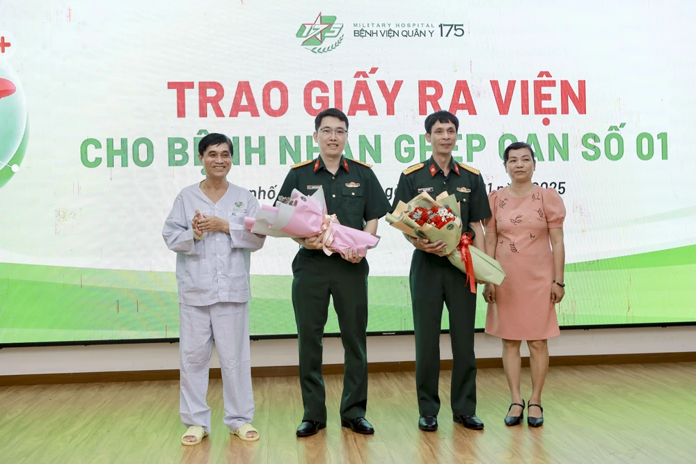 TP.HCM: Cháu ruột hiến gan, tặng người cậu một cuộc đời mới