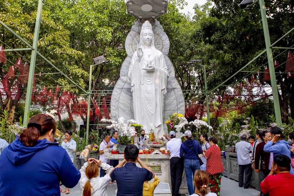 phong-sinh-ram-thang-gieng (11).jpg