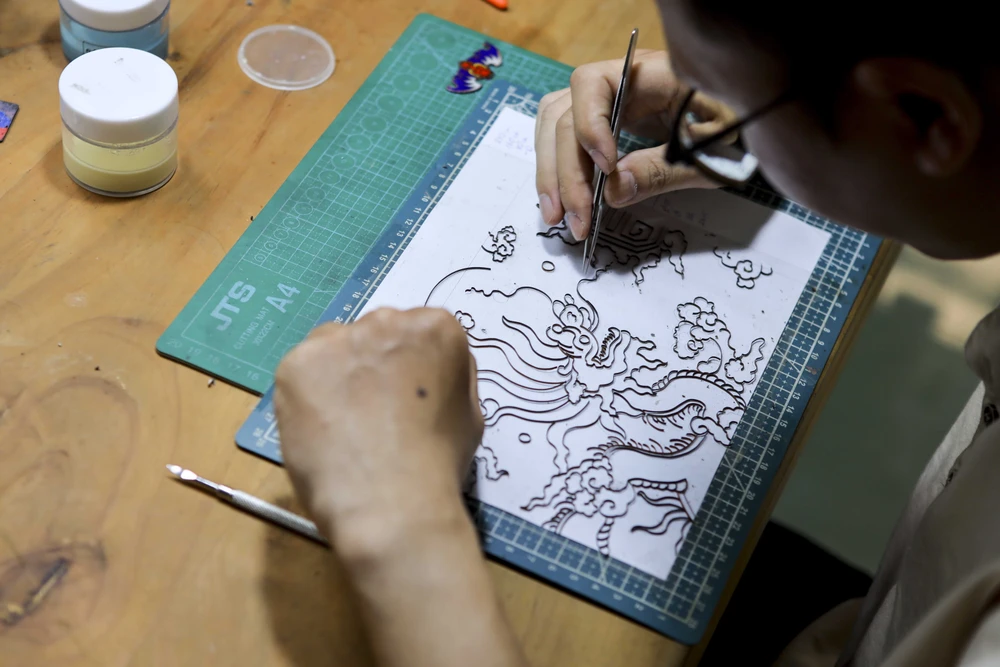 9X Sài Gòn chinh phục nghệ thuật pháp lam thất truyền