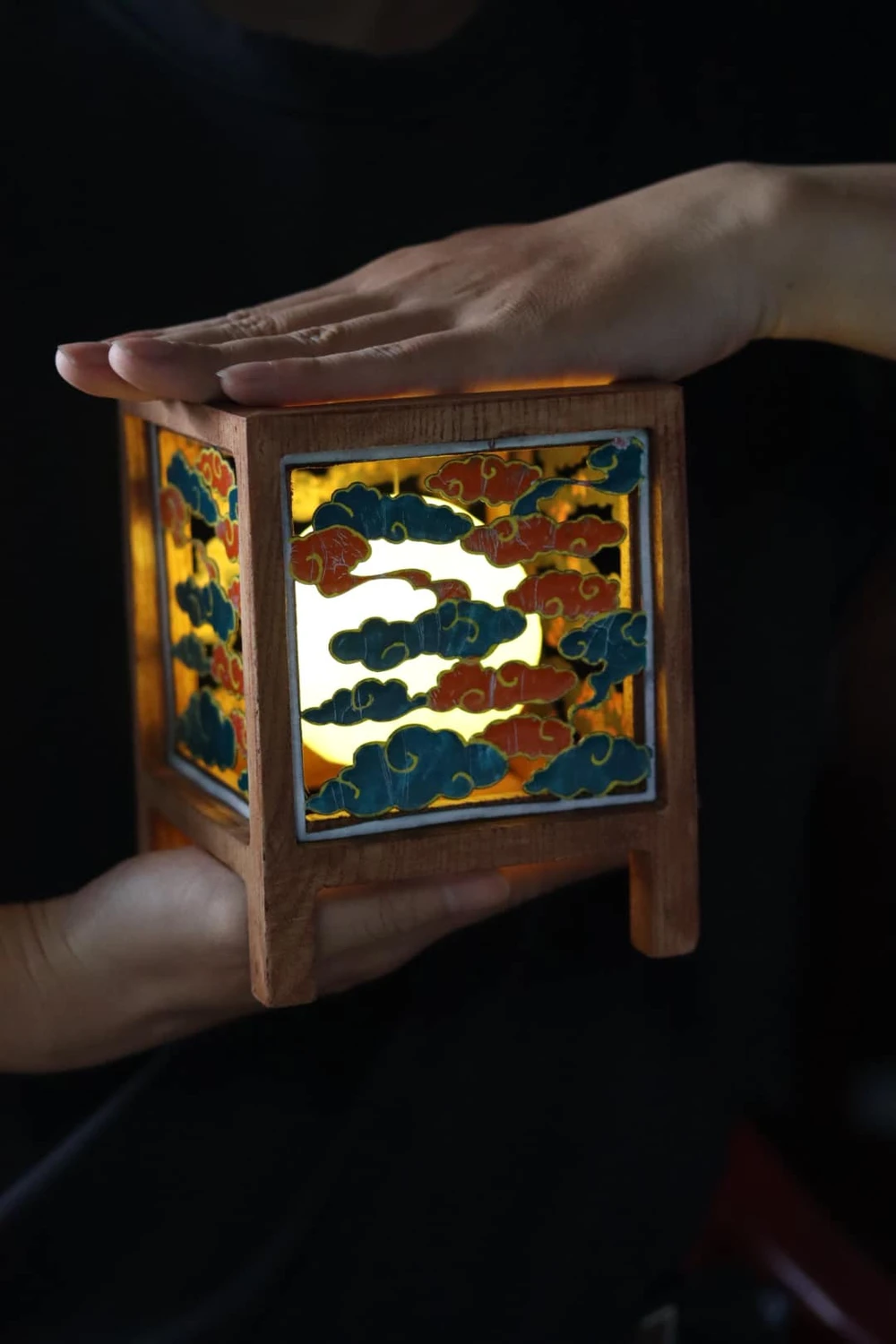 9X Sài Gòn chinh phục nghệ thuật pháp lam thất truyền