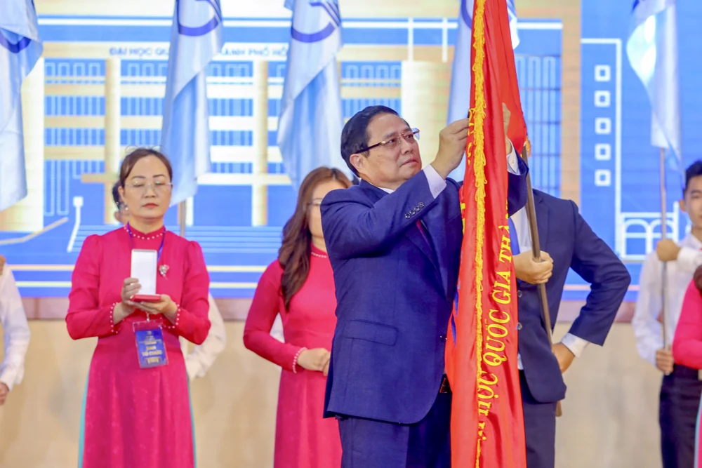 Thủ tướng Phạm Minh Chính chúc mừng Đại học Quốc gia TP.HCM tuổi 30