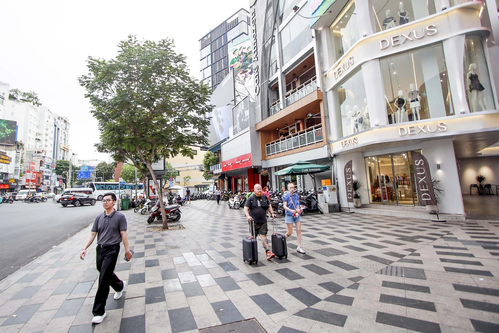 vỉa hè ở TP.HCM