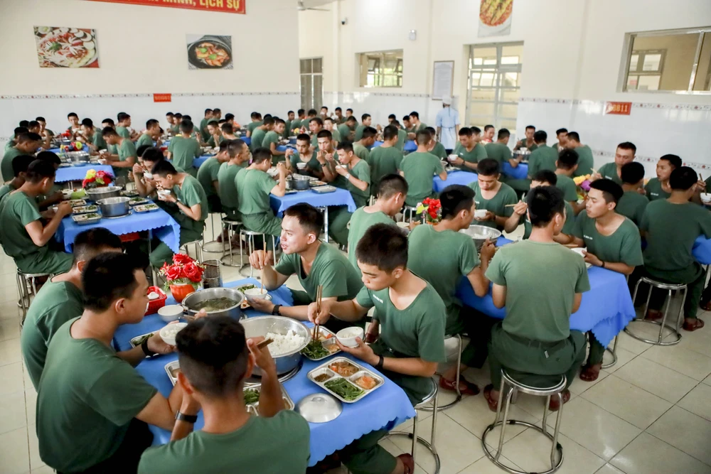 Nhung-ngay-trong-quan-ngu-su-doan-5 (17).jpg