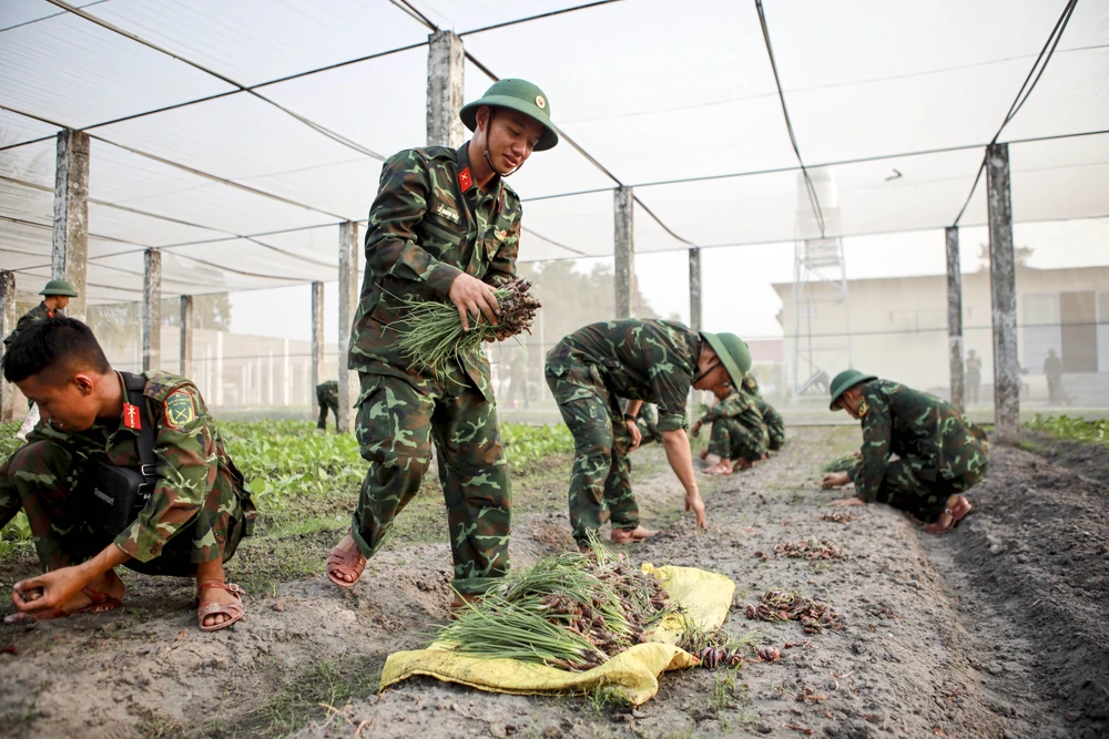 Nhung-ngay-trong-quan-ngu-su-doan-5 (29).jpg