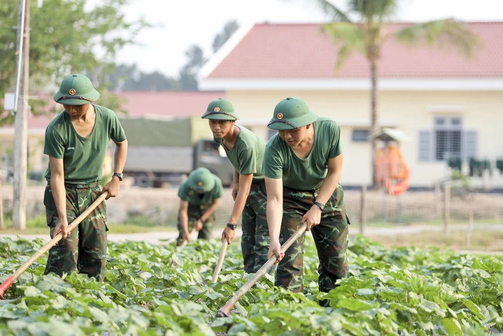 Nhung-ngay-trong-quan-ngu-su-doan-5 (32).jpg