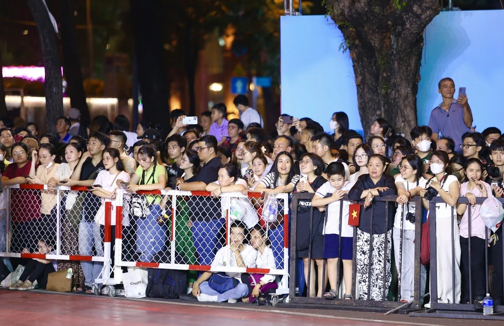 dieu-binh-30-4 (9).jpg