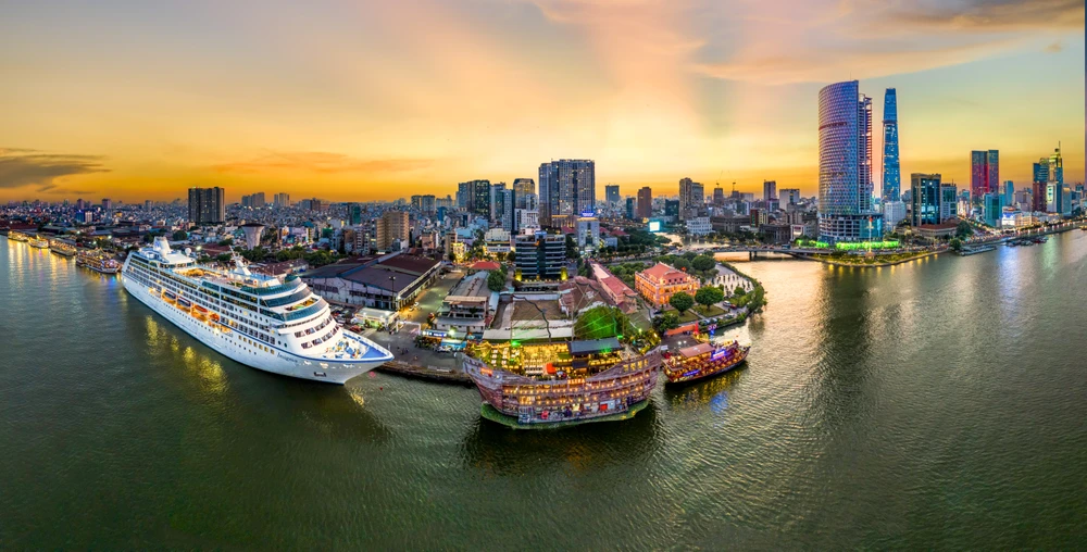 50 nam vuon minh-2.jpg