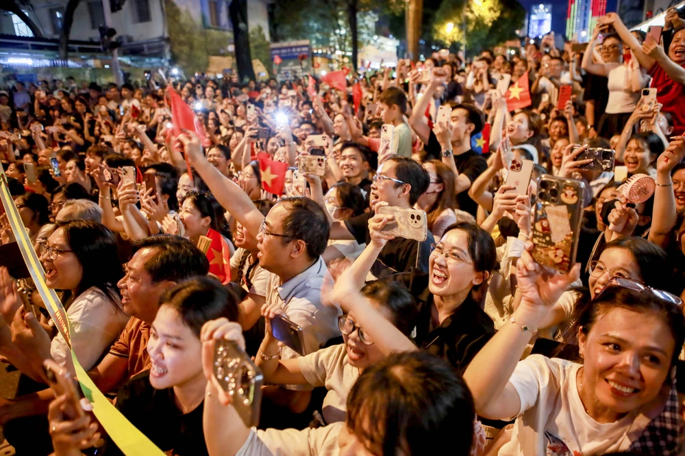 dieu binh 30-4- nguoi dan va chien si (10).jpg