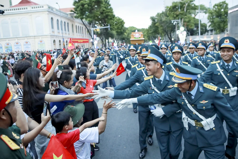 Ông Nguyễn Thanh Nghị: Các tỉnh, thành phố phía Nam là địa bàn chính trị quan trọng trong xây dựng bảo vệ Tổ quốc-ông-nguyễn-thanh-nghị (31).jpg