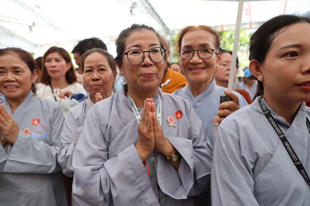 xá lợi trái tim bồ tát Thích Quảng Đức (11).jpg