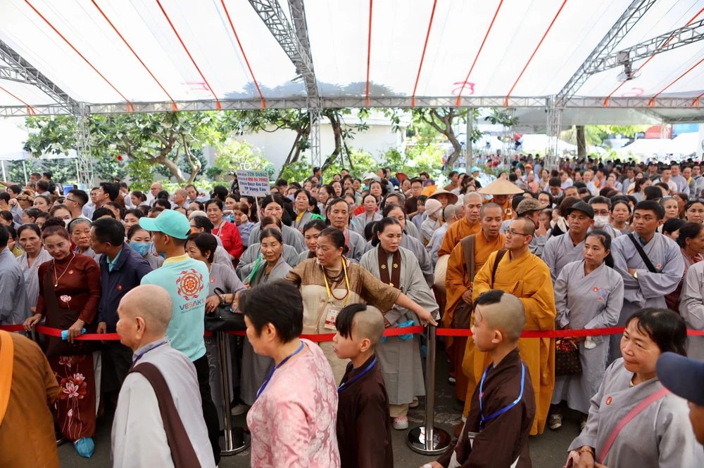 xá lợi trái tim bồ tát Thích Quảng Đức (21).jpg