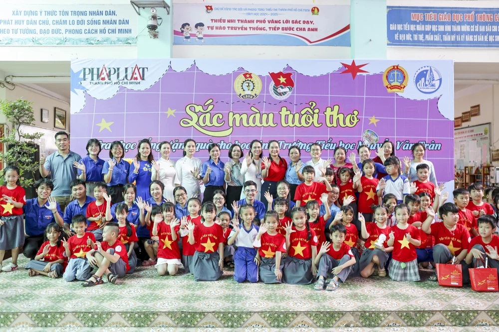 Khoảnh khắc học sinh Bình Chánh vui tết Thiếu Nhi 1-6