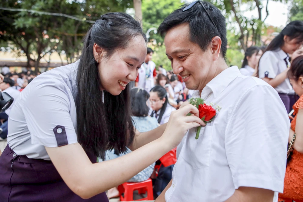 Tri ân và trưởng thành (8).jpg