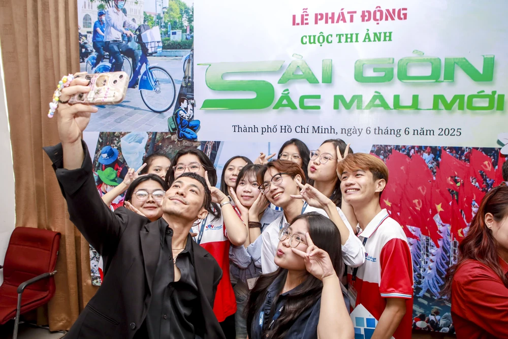 Phat dong cuoc thi anh (2).jpg