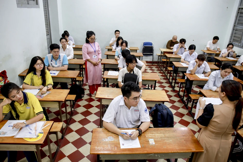 Thi tot nghiep THPT - 2025 (14).jpg