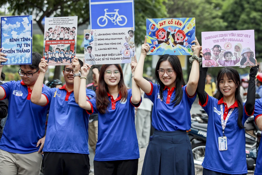 Thi tot nghiep THPT - 2025 (17).jpg