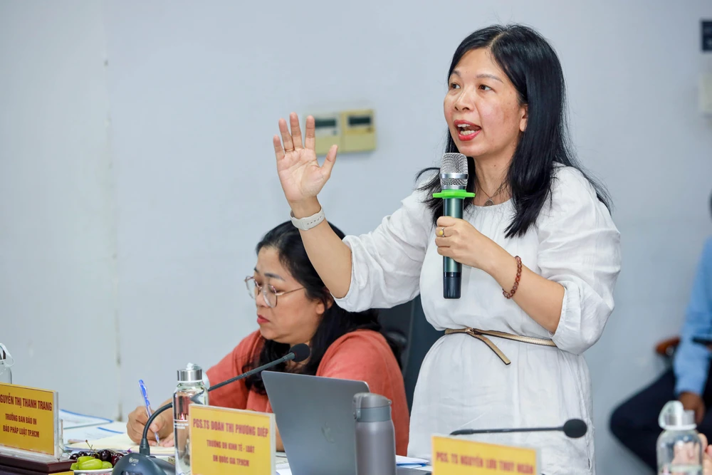 Hoi-dong-truong - Luat-giao-duc dai-hoc-sua-doi (17).jpg