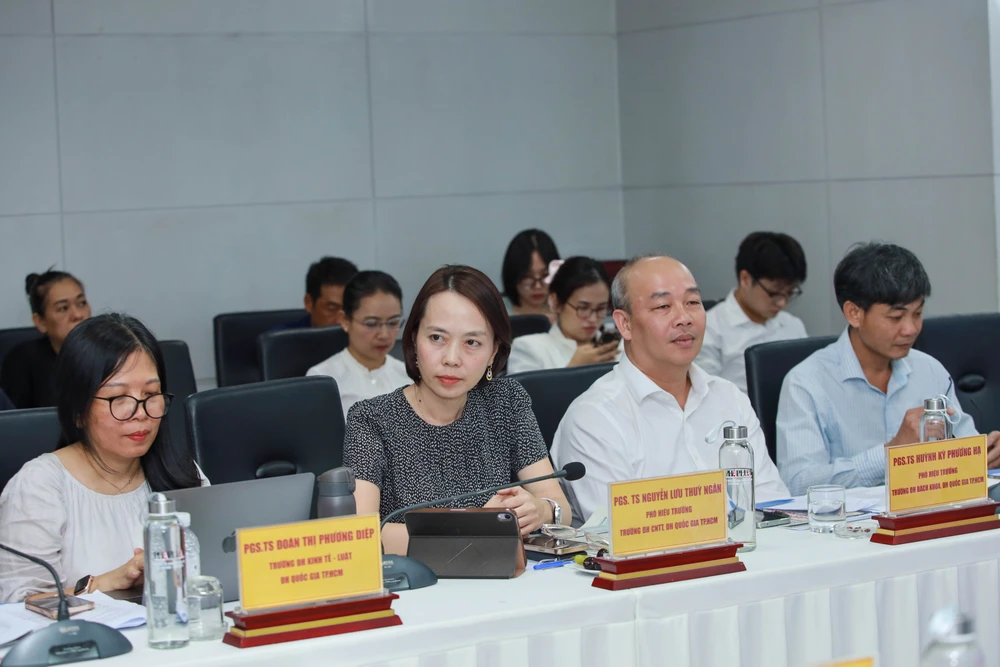 Hoi-dong-truong - Luat-giao-duc dai-hoc-sua-doi (3).jpg