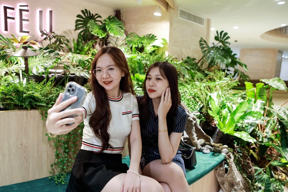 Ga metro Nhà hát Thành phố kết nối trung tâm thương mại (27).jpg