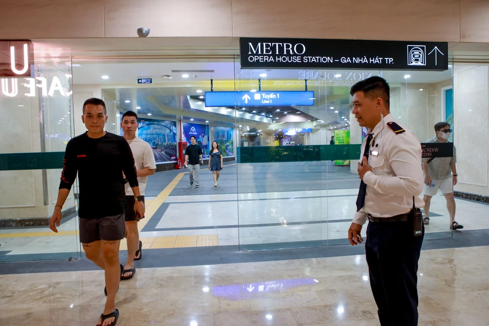 Ga metro Nhà hát Thành phố kết nối trung tâm thương mại (9).jpg