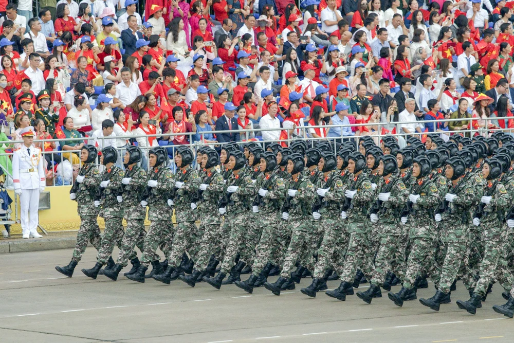 2. Dieu binh A80 -Dang Trung (2).jpg