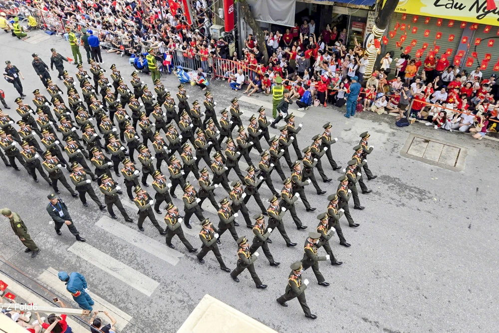 3. Dieu binh A80 -Minh Dang (1).jpg