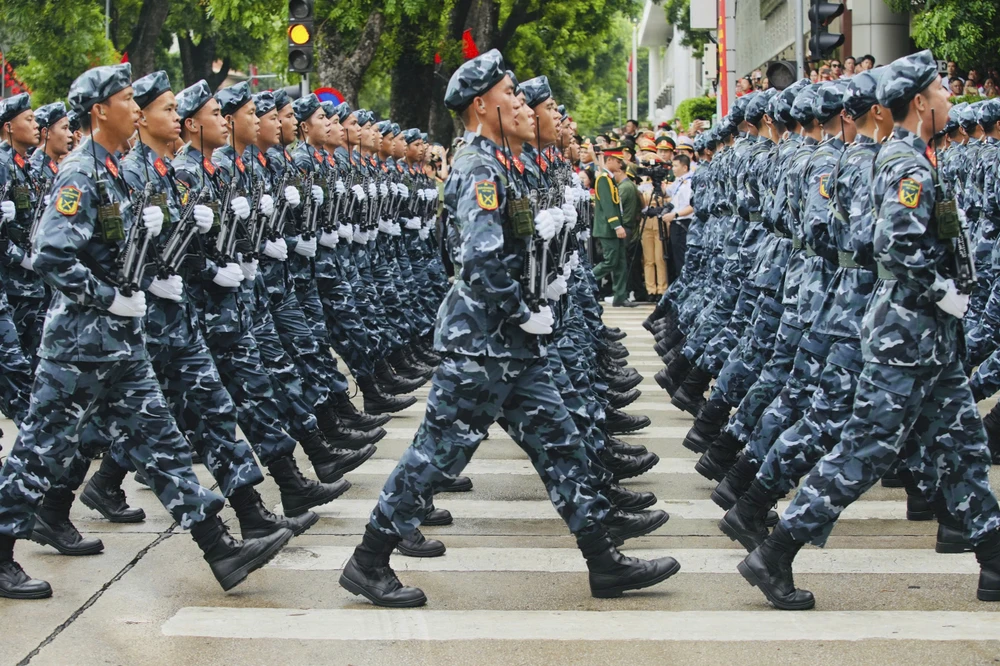 5. Dieu binh A80 - Phi Hung (3).jpg